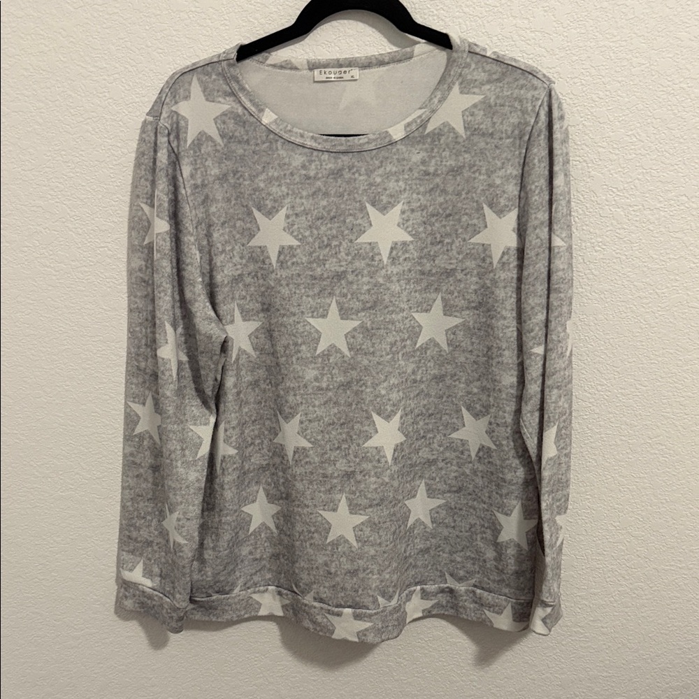 Ekouaer Gray Star Long Sleeve Top Size XL
